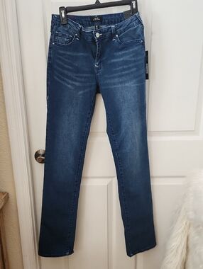 True Religion Straight Leg Women's Jeans in Dark Blue Wash